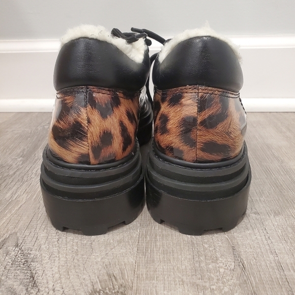 NEW Schutz Lucille Faux Shearling Lined Ankle Boot - Picture 5 of 9